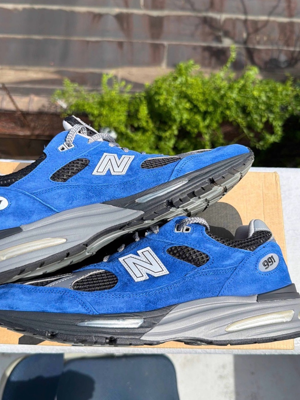New Balance 991v2 Blue City Pack